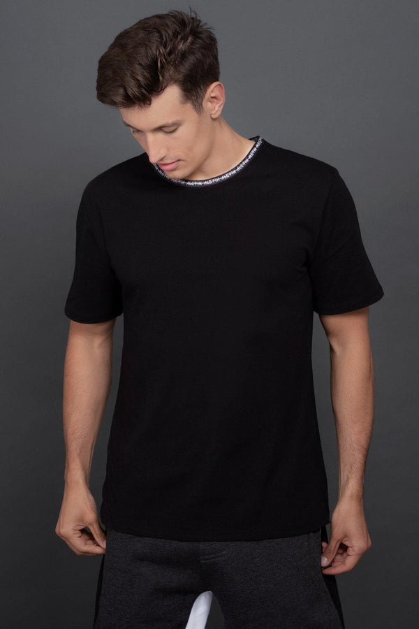 Classic Logo Tape T-Shirt